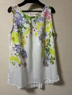 Bon Jours フラワープリント ノースリーブカットソー