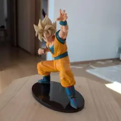 孫悟空フィギュア戦闘ポーズ