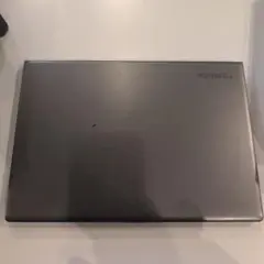 TOSHIBA DynaBook r63/b 充電器付き