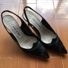 MANOLO BLAHNIKパンプス