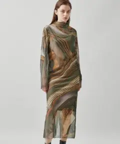 アメリヴィンテージ CROOKED STRATUM SHEER DRESS