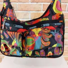 Item thumbnail for item 38eb0516-d2a3-4109-8f91-92902752005f