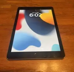 Apple iPad 10.2インチ シルバー