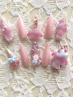 ボンボンドロップネイル