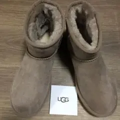 新品未使用!正規品UGGムートンブーツクラシックミニ2 カリブ 25cm