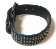 黒レザースタッズブレスレット