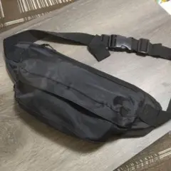 ブラックボディバッグ・ウエストポーチ