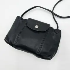 美品✨ロンシャン Longchamp ショルダーバッグ ポシェット キュイール