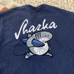 サメのTシャツ