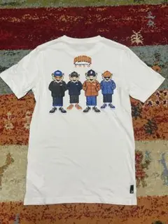 PUMA ホワイト Tシャツ XS キャラクターグラフィック