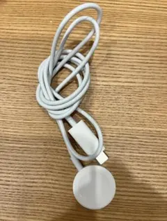 純正品　Apple Watch 充電器 ホワイト　未使用