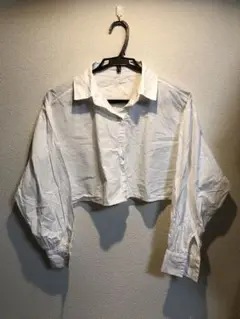 ホワイト ショート丈シャツ