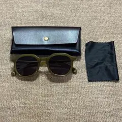 Item thumbnail for item eec92d76-e627-45c8-877b-21481b32ab56
