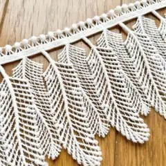 木馬　MOKUBA 羽刺繍のブレード　レース