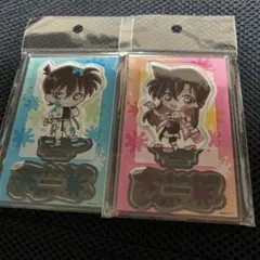 名探偵コナン　アクリルスタンド　ペンキ　工藤新一　毛利蘭