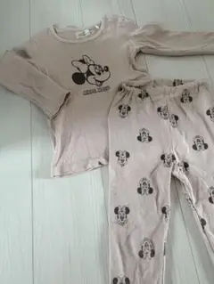 ミニーちゃん　ピンク　パジャマ　100センチ