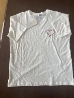 新品タグ付き　しまむら　ホワイト ハート刺繍 半袖Tシャツ　Lサイズ