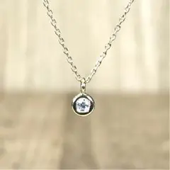 可憐!スタージュエリー k18 一粒ダイヤ ネックレス 0.89g M1097