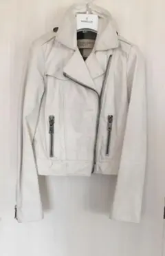 Burberryã©ã€ããŒã¹ãžã£ã±ãã