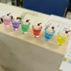 クリームソーダ　ミニチュア