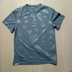 Nike ドット模様 水色 陸上用シャツ