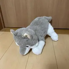 くったり　おおかみ　ぬいぐるみ