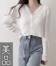 【美品】Ada. 透かしランダムリブVネッククロップドショートカーディガン