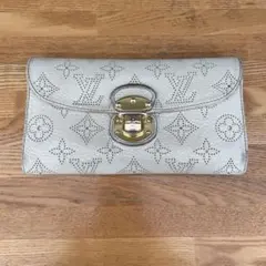 LOUIS VUITTON マヒナ