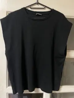 ノースリーブTシャツ