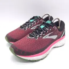 BROOKS ブルックス スニーカー ランニングシューズ 24cm ピンク