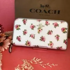 ☆COACH 長財布 ホワイト 小花