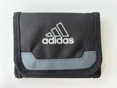 adidas 財布