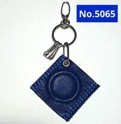 skin tokyoコンドームキーホルダーキーリング  牛革　黒色 LEATHER CONDOM KEYRING | SKIN ONLINE STORE