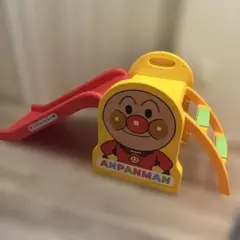 アンパンマン 滑り台 階段付き