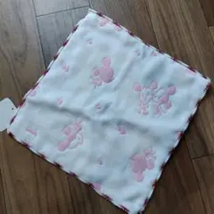 ミッキーマウス ガーゼ　ハンカチ ピンク