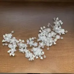 ホワイト花モチーフヘッドドレス
