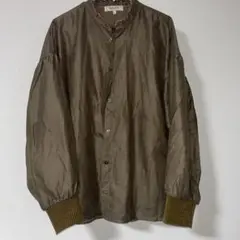 オリーブグリーン 長袖シャツ