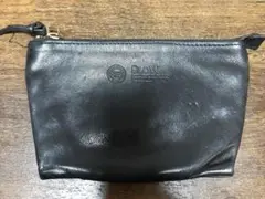 SLOW 革　ポーチ