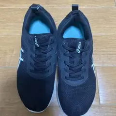 アシックススニーカー　幅広タイプ24cm