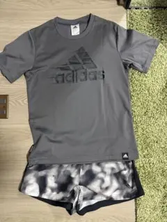 adidasトレーニングウェア上下セット