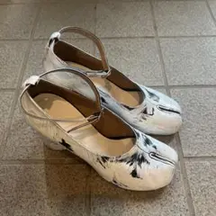 Item thumbnail for item b5317f55-8079-44c5-aa3e-ca2a03b58cdb