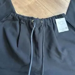 タグ付き　NOMBRE IMPAIR 黒ワイドパンツ
