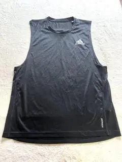 adidas アディダス ランニング ノースリーブシャツ　Mサイズ
