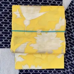 夏帯　紗　九寸名古屋帯　きれいな黄色　銀糸のアザミ柄　正絹　古い未使用品