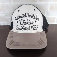 Dickies×BEAMSダブルネーム トラッカーキャップ ベージュ/黒