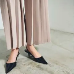 【新品タグ付き✨】24SS トリアセプリーツ グレースコンチネンタル パンツ