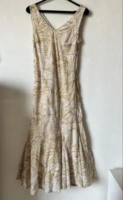 ノースリーブ ロングワンピース　ハワイ