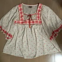 Dgrace 花柄７分袖フリル袖チュニック（新品、未使用、保管品、透け感あり）