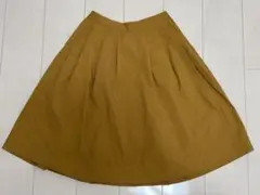 ユニクロ UNIQLO マスタードイエロー ドライストレッチタックスカート
