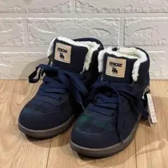 モズ moz スニーカー チェック かわいい 軽量 防寒 もこもこ 22.5㎝